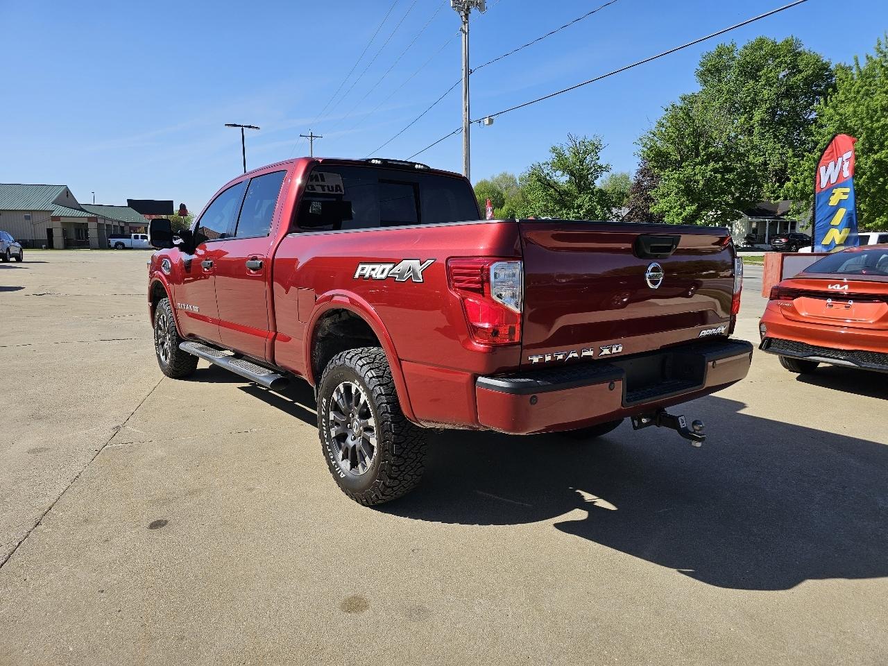 Nissan Titan XD S 4WD Diesel 2016