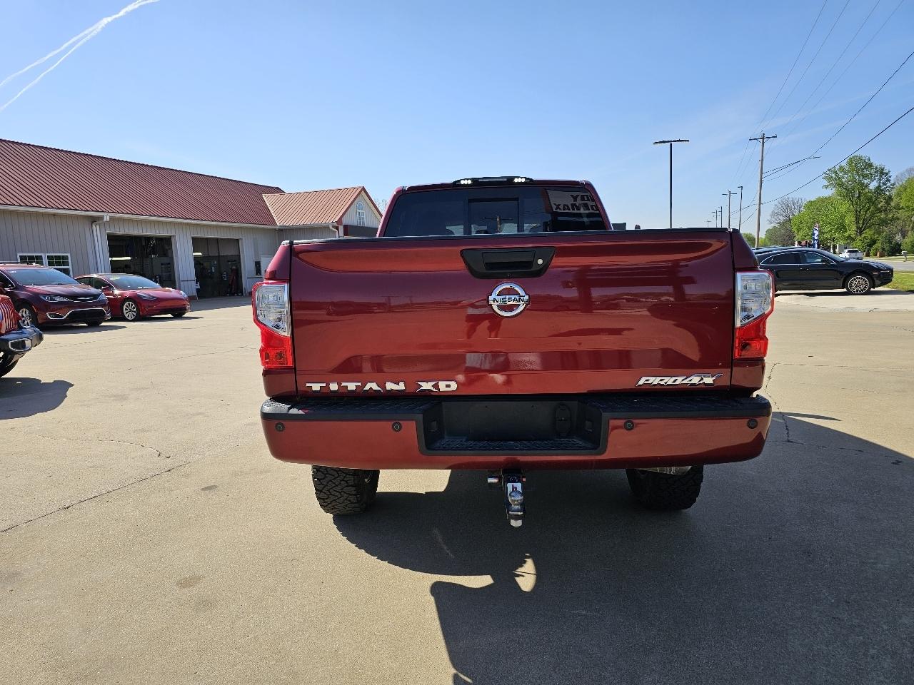 Nissan Titan XD S 4WD Diesel 2016