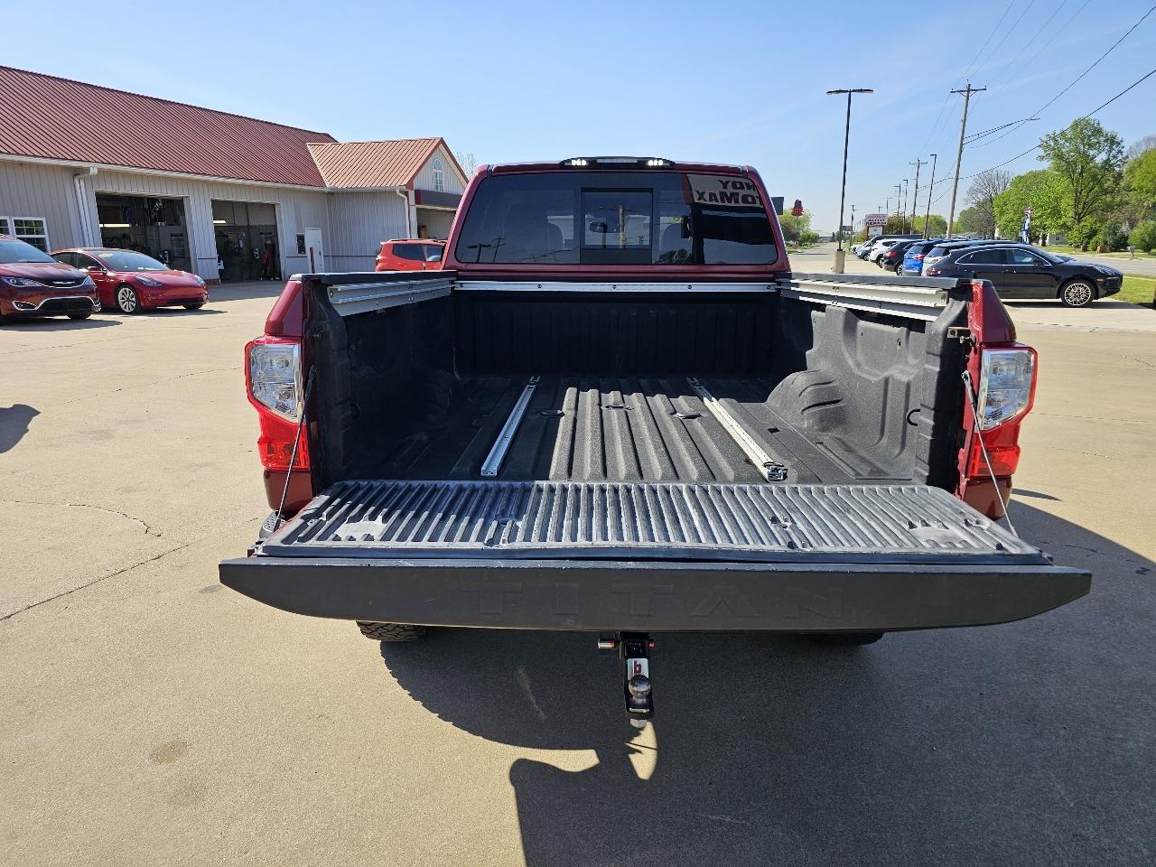 Nissan Titan XD S 4WD Diesel 2016