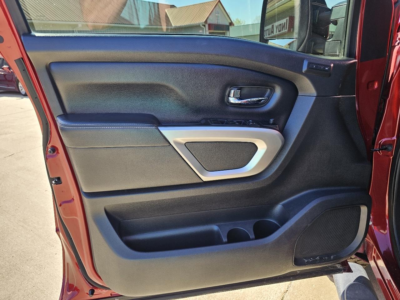 Nissan Titan XD S 4WD Diesel 2016
