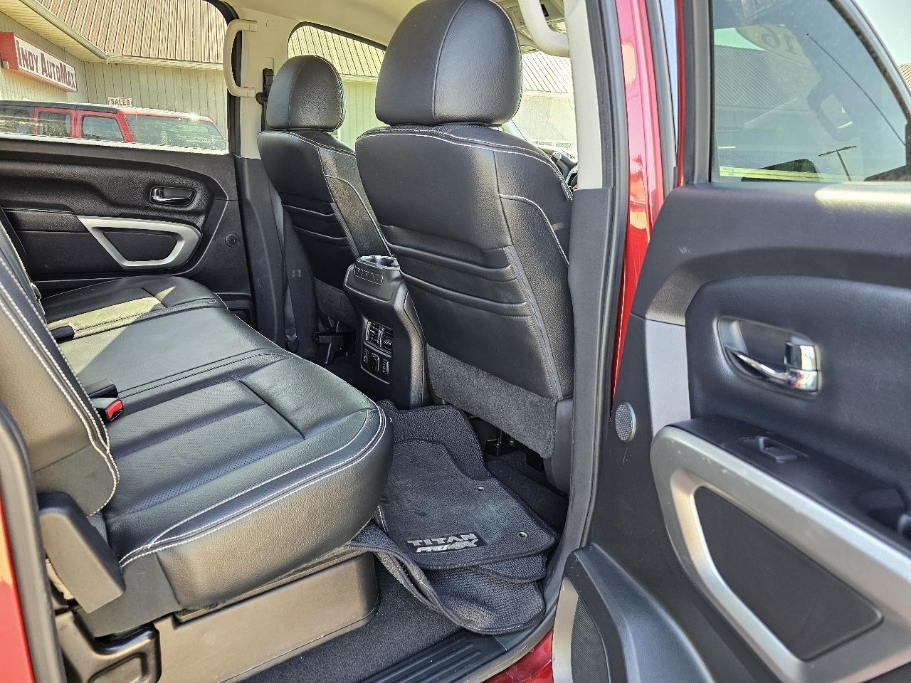 Nissan Titan XD S 4WD Diesel 2016