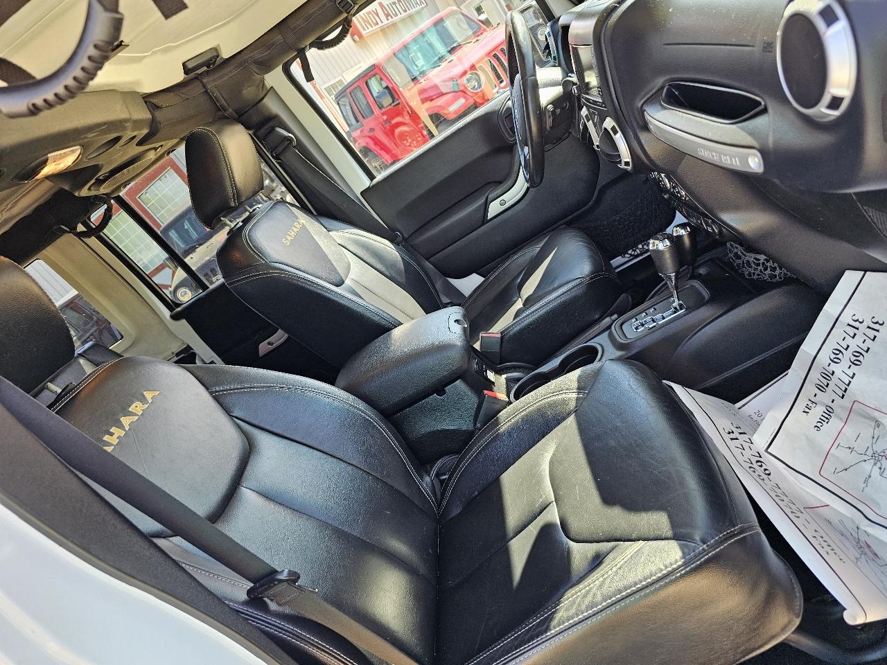 Jeep Wrangler Unlimited Sahara 4WD 2013
