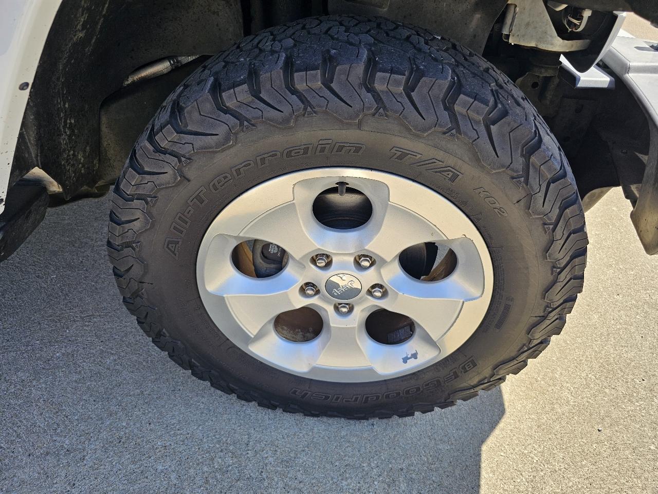 Jeep Wrangler Unlimited Sahara 4WD 2013