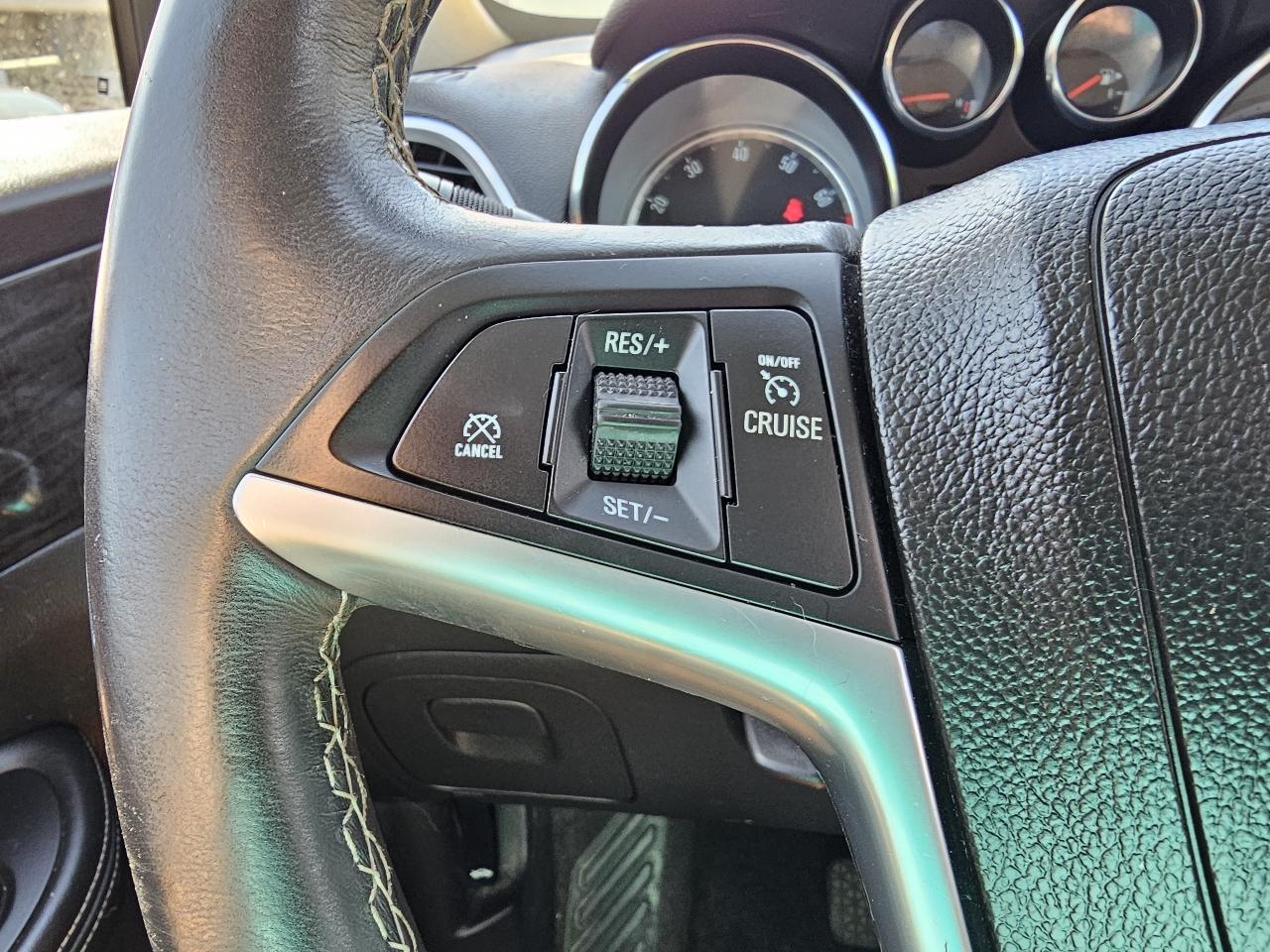 Buick Encore Convenience FWD 2014