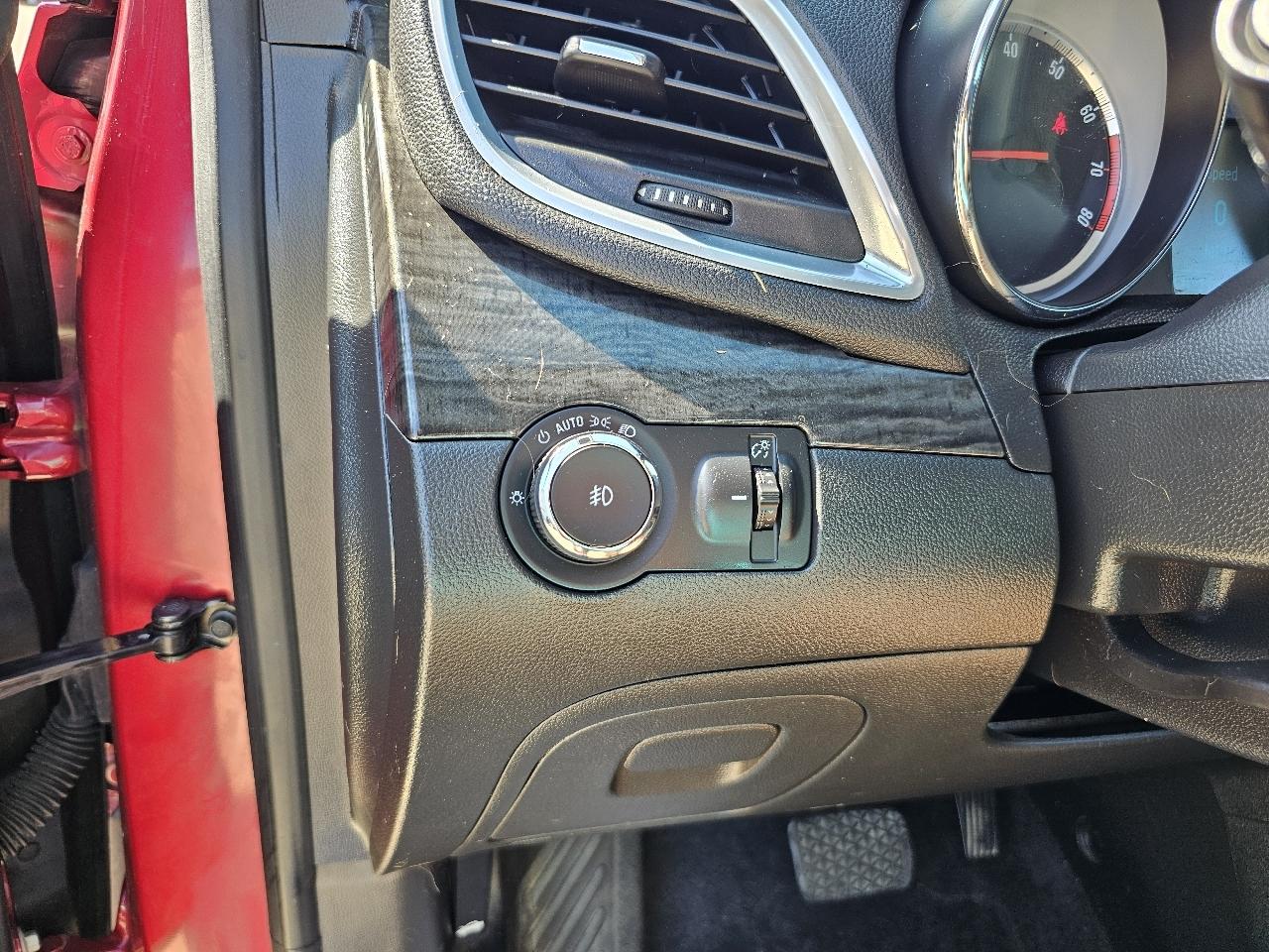 Buick Encore Convenience FWD 2014
