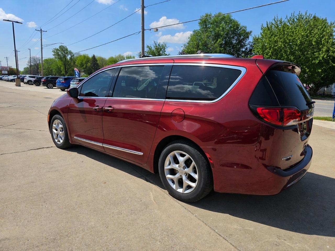 Chrysler Pacifica Touring-L Plus 2019
