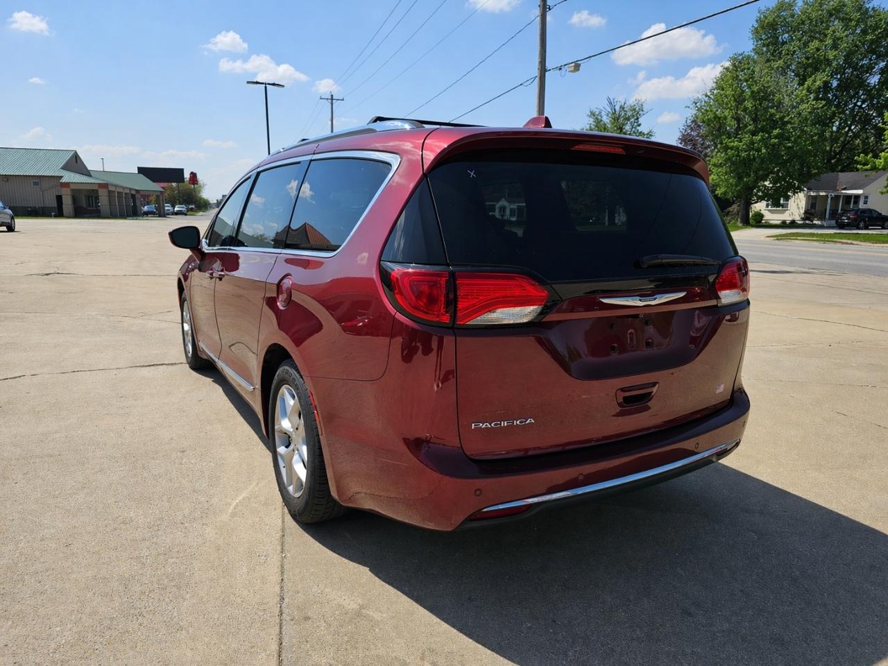 Chrysler Pacifica Touring-L Plus 2019