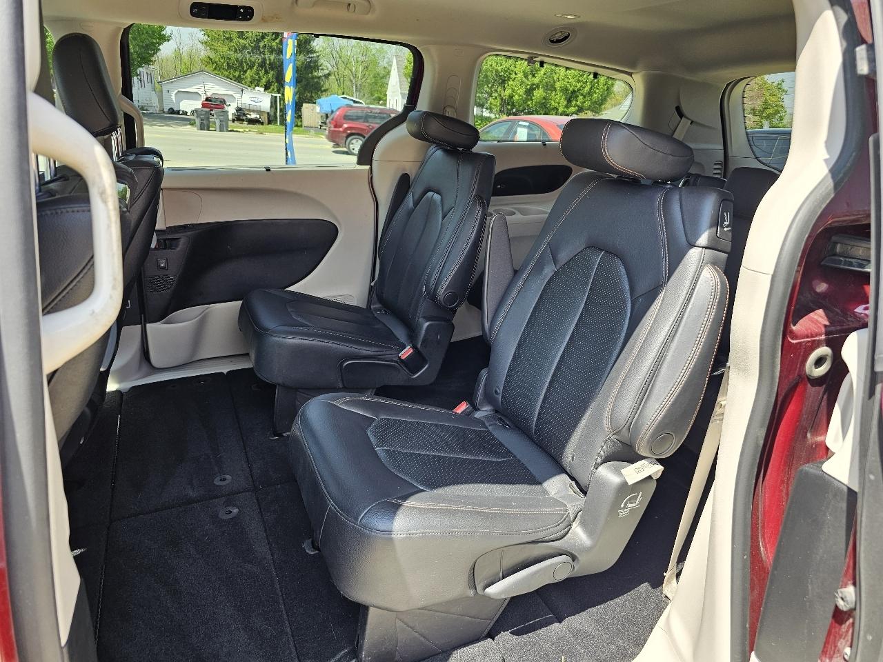 Chrysler Pacifica Touring-L Plus 2019