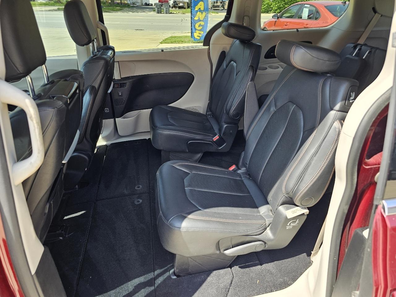 Chrysler Pacifica Touring-L Plus 2019