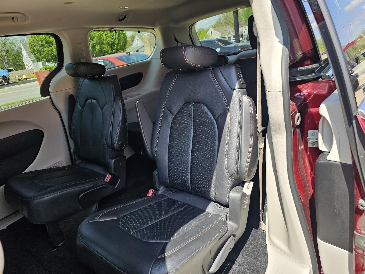 Chrysler Pacifica Touring-L Plus 2019