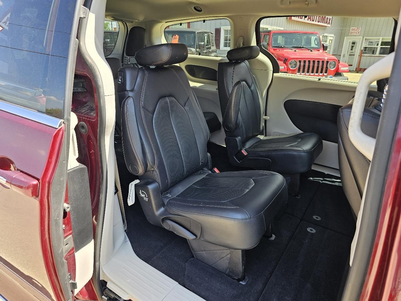Chrysler Pacifica Touring-L Plus 2019
