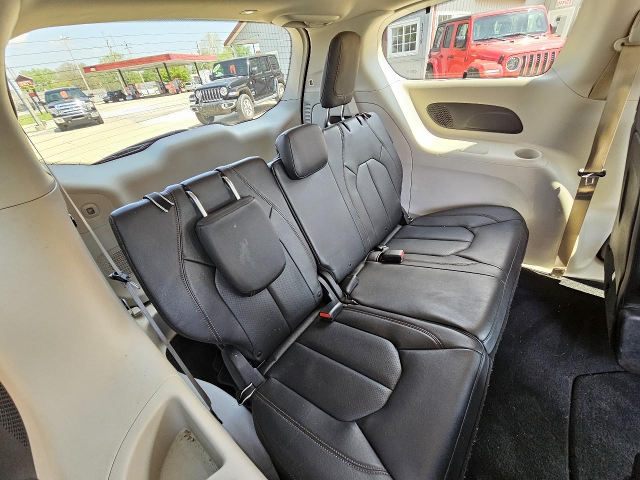 Chrysler Pacifica Touring-L Plus 2019
