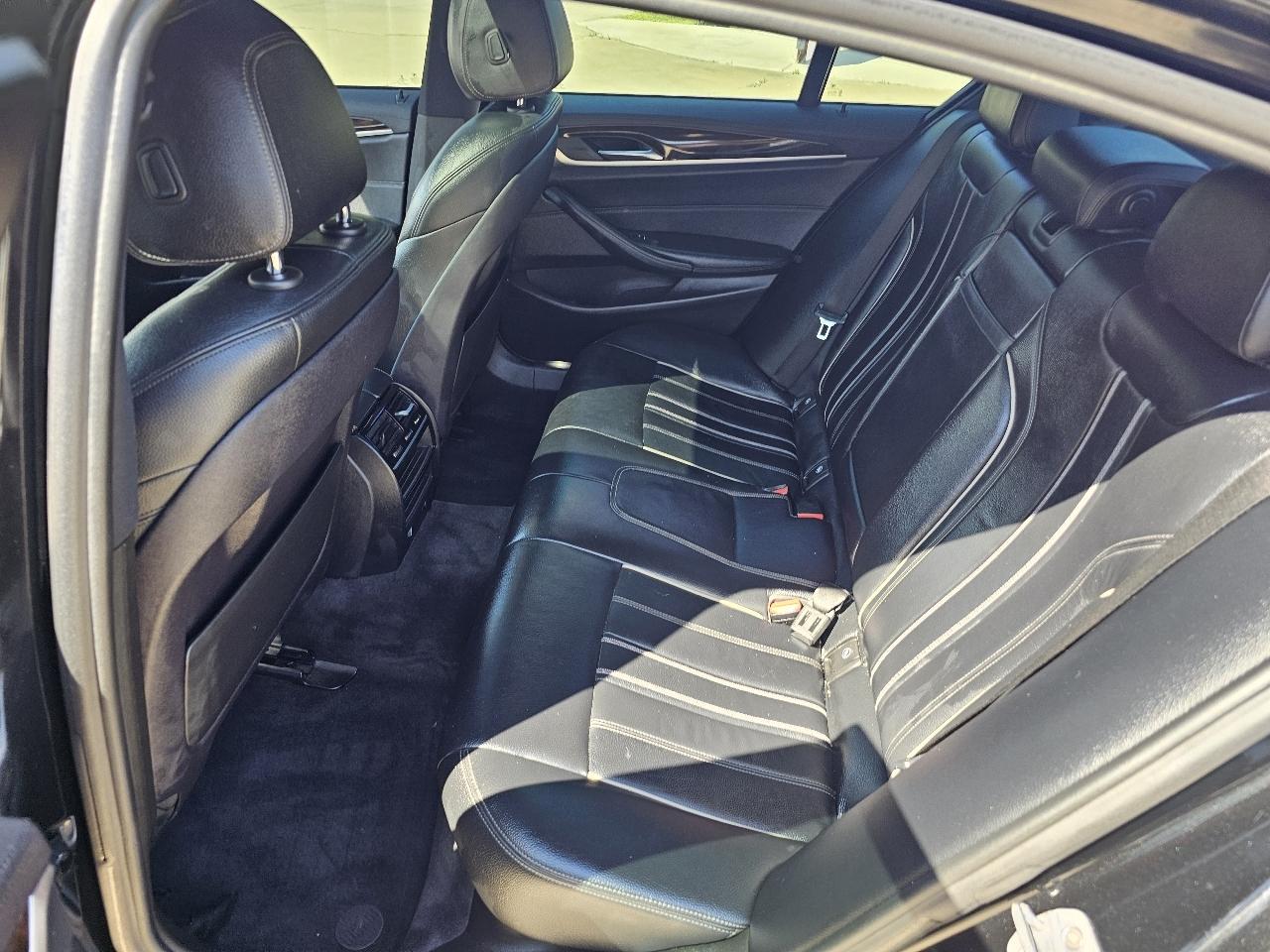 BMW 5-Series 530i xDrive 2018