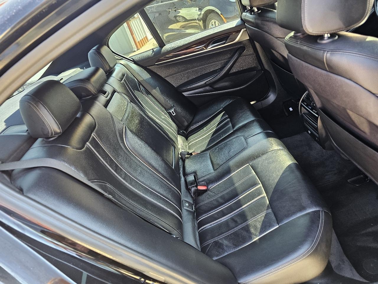 BMW 5-Series 530i xDrive 2018