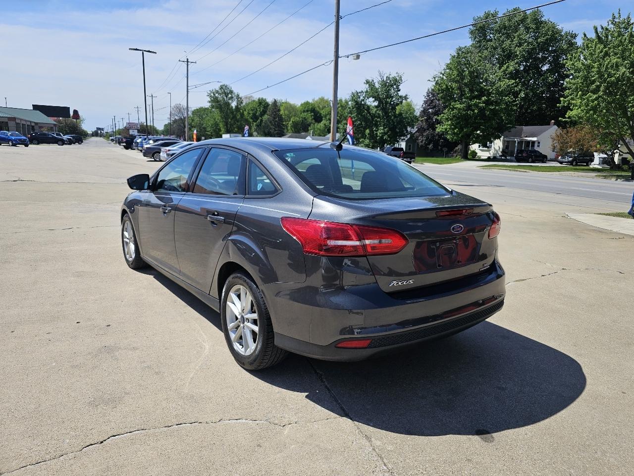 Ford Focus SE Sedan 2016