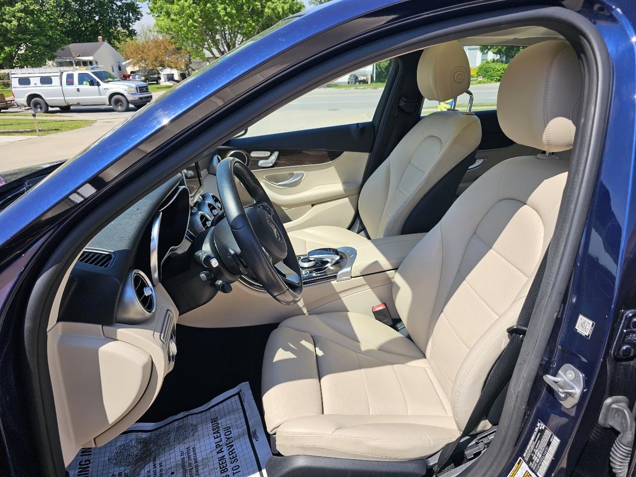 Mercedes-Benz C-Class C300 4MATIC Sedan 2016