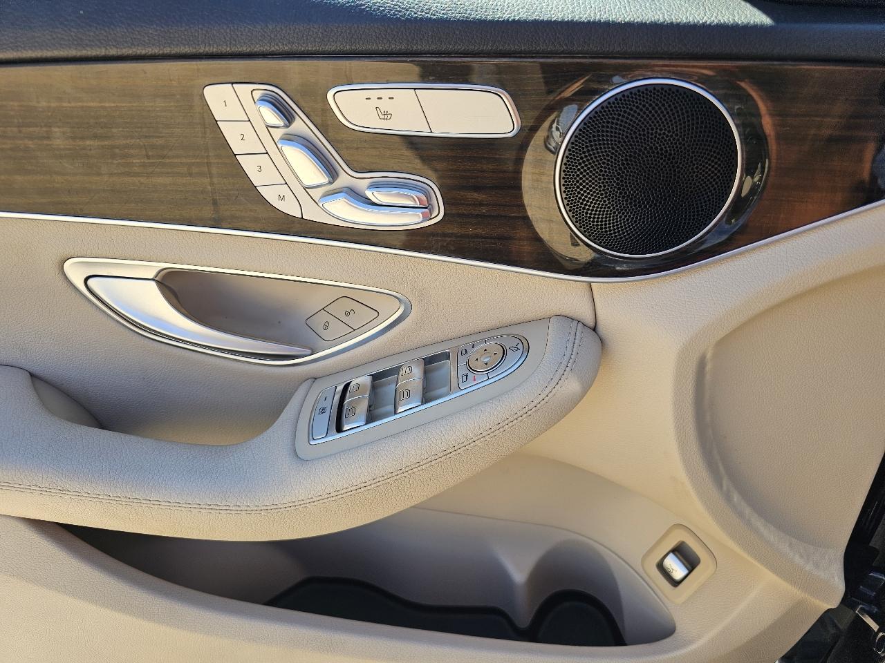 Mercedes-Benz C-Class C300 4MATIC Sedan 2016