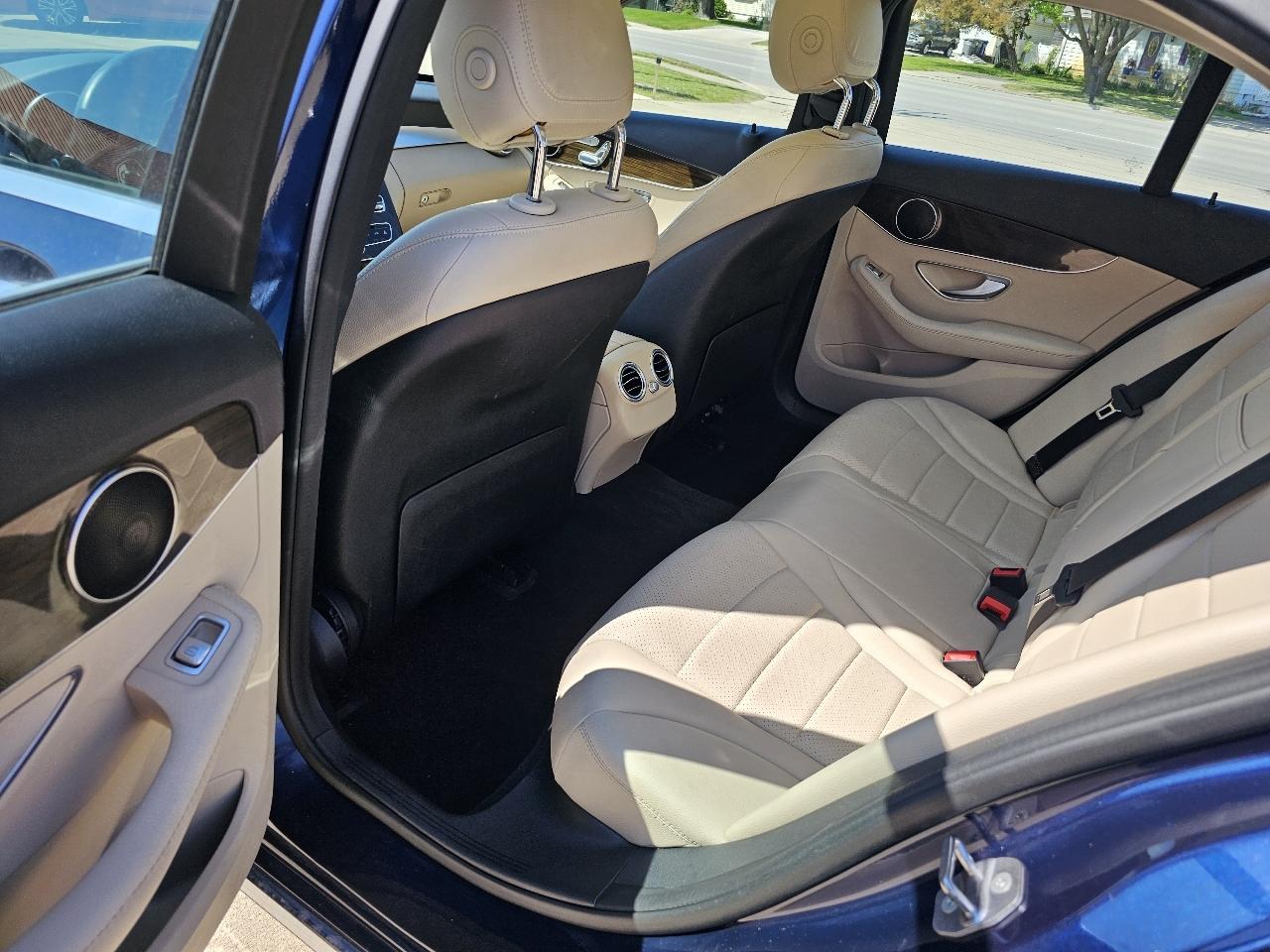 Mercedes-Benz C-Class C300 4MATIC Sedan 2016