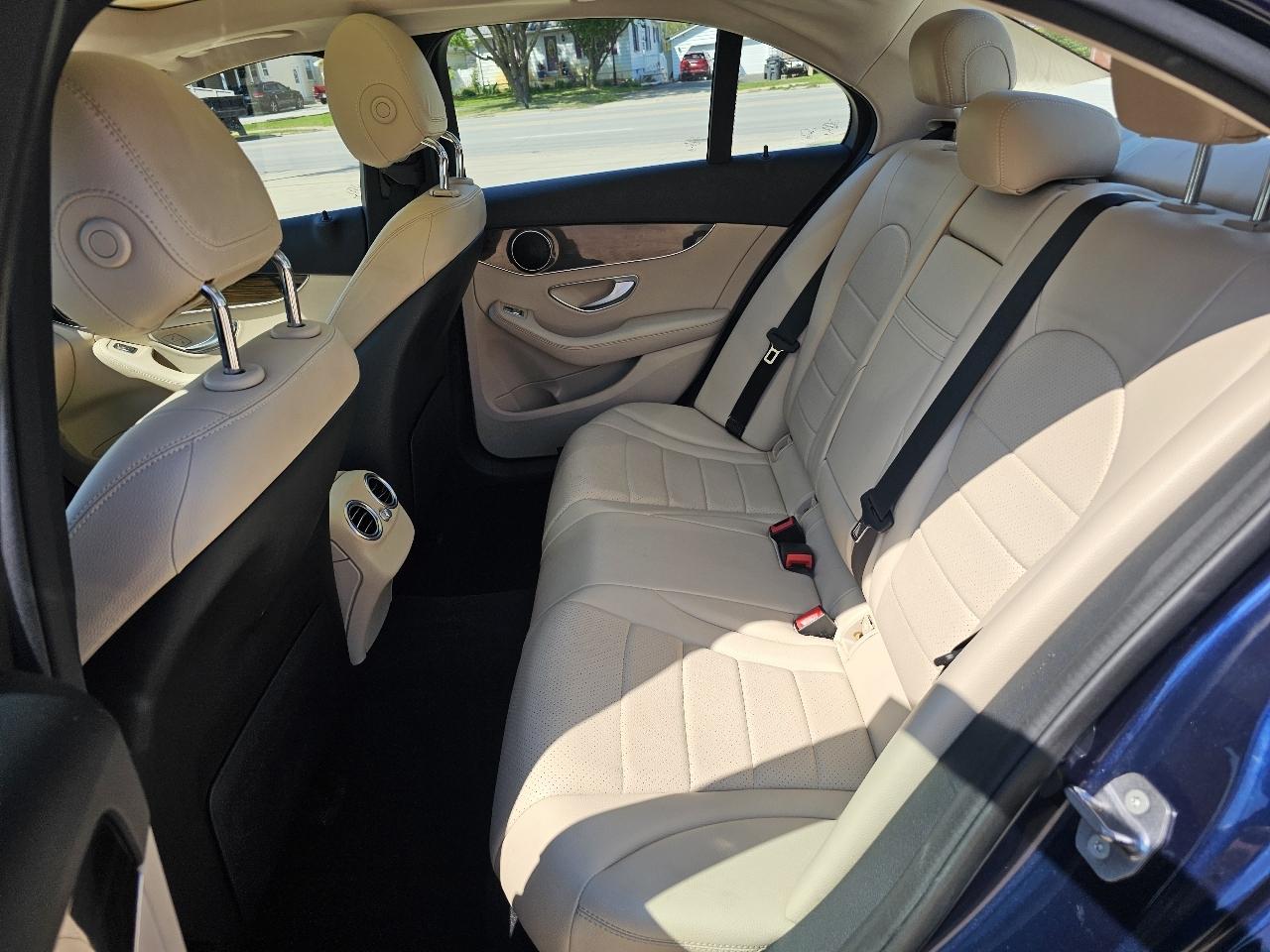 Mercedes-Benz C-Class C300 4MATIC Sedan 2016