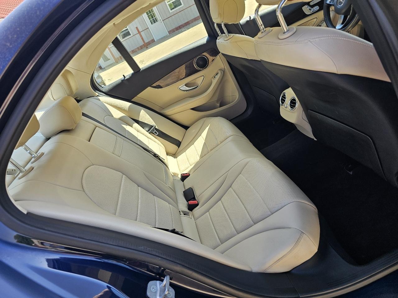 Mercedes-Benz C-Class C300 4MATIC Sedan 2016