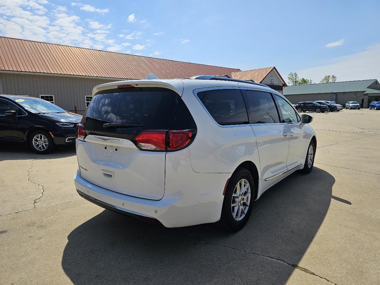 Chrysler Pacifica Touring-L 2020