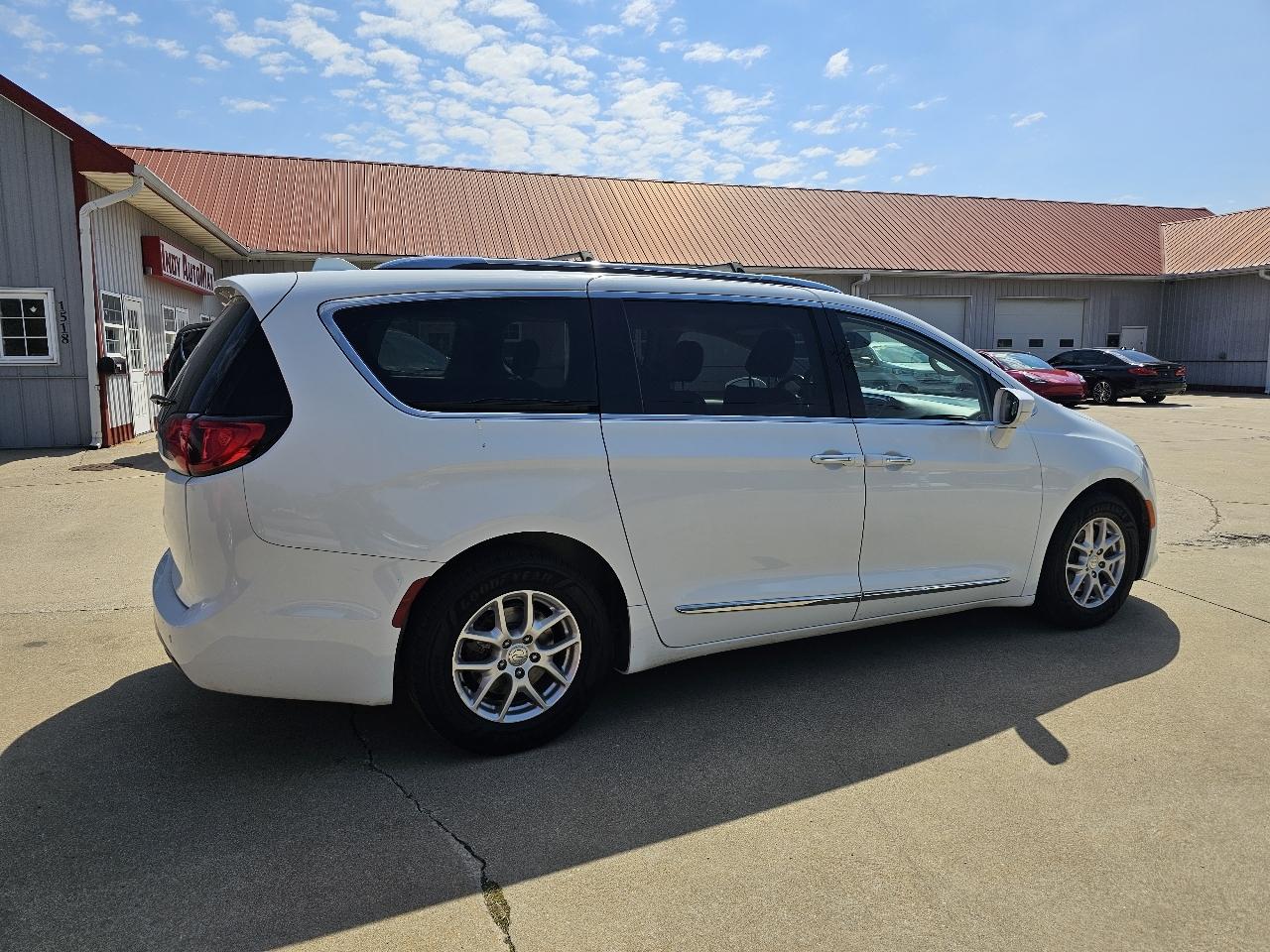 Chrysler Pacifica Touring-L 2020