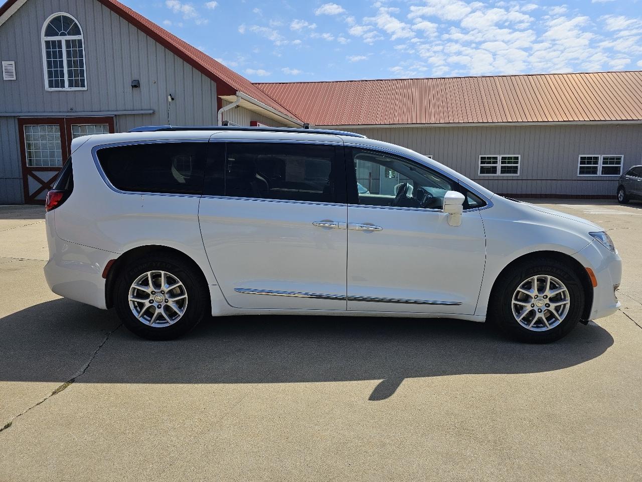 Chrysler Pacifica Touring-L 2020
