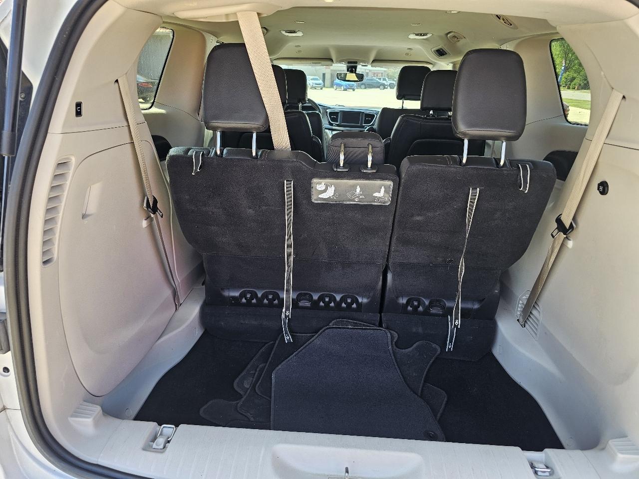 Chrysler Pacifica Touring-L 2020