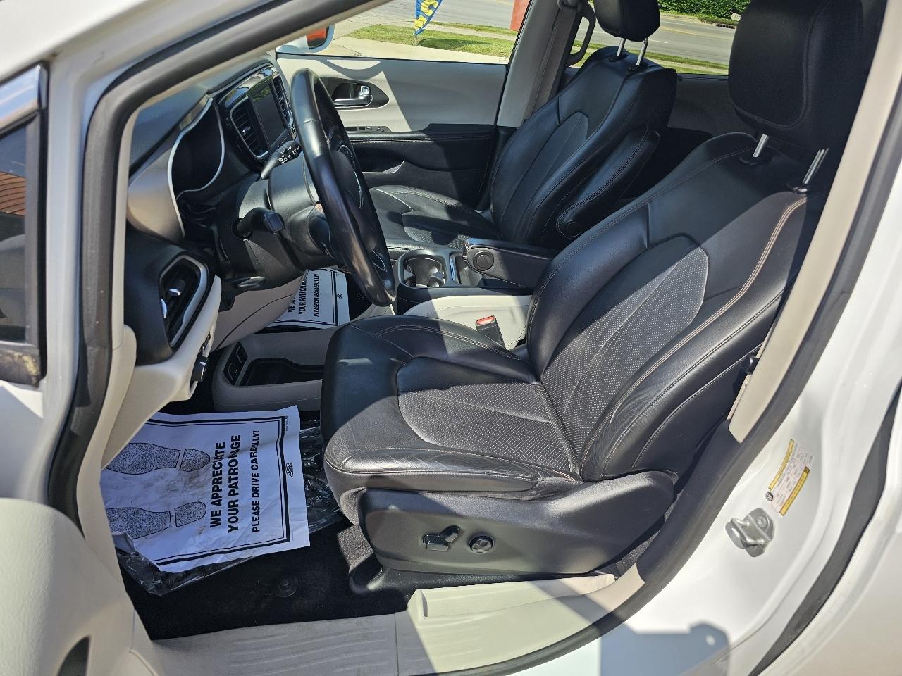 Chrysler Pacifica Touring-L 2020