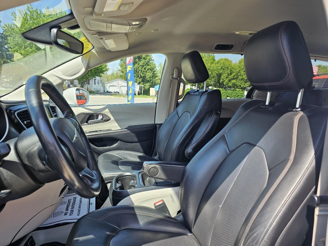 Chrysler Pacifica Touring-L 2020