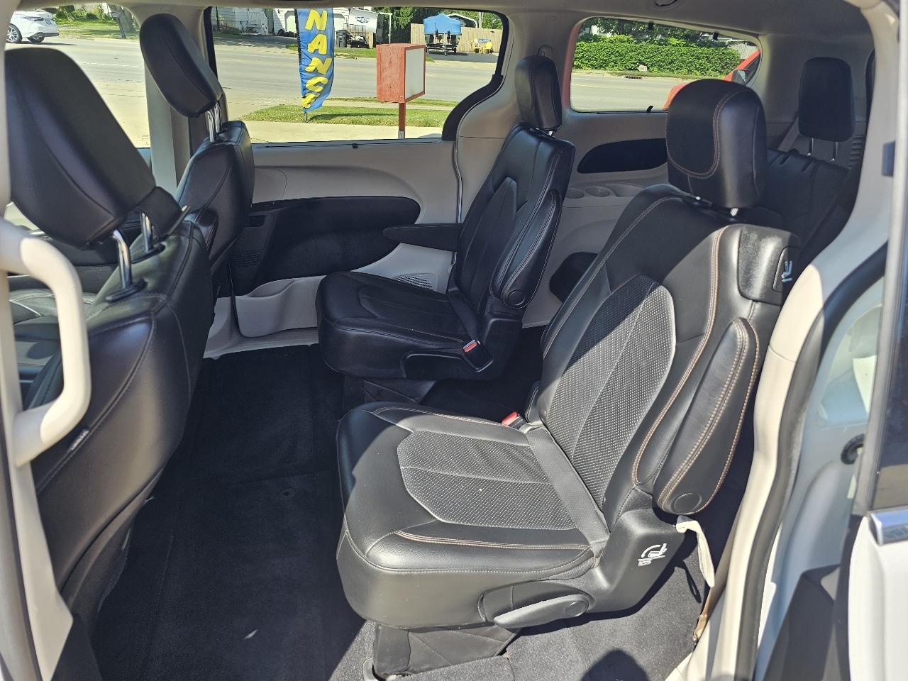 Chrysler Pacifica Touring-L 2020