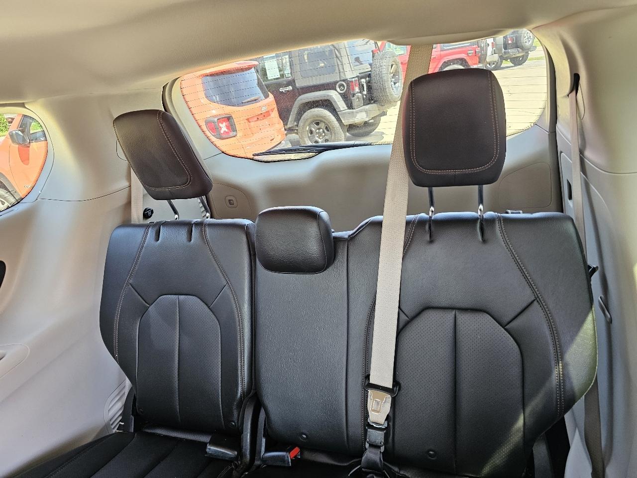 Chrysler Pacifica Touring-L 2020