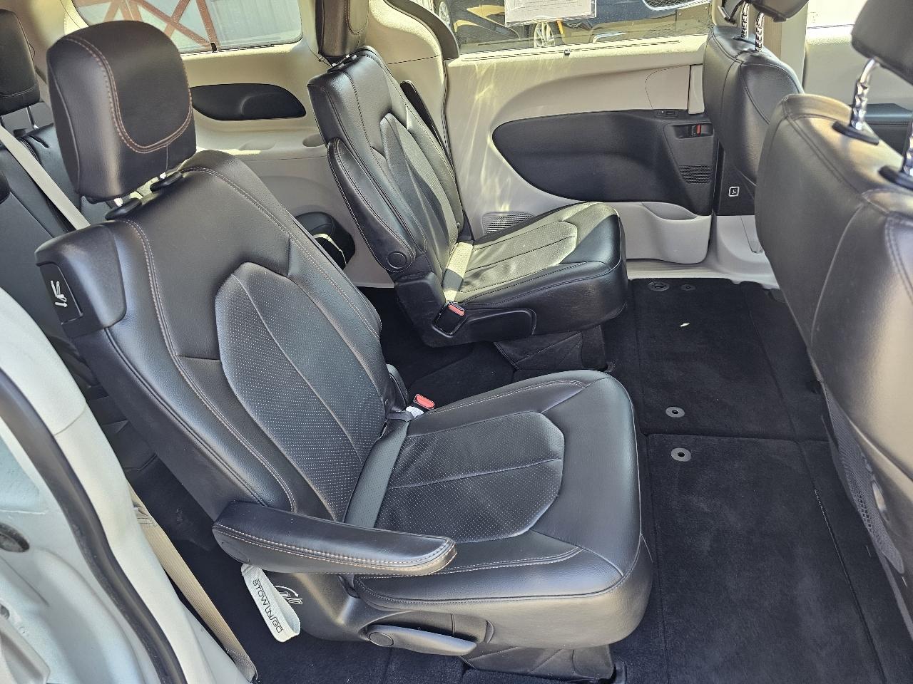 Chrysler Pacifica Touring-L 2020