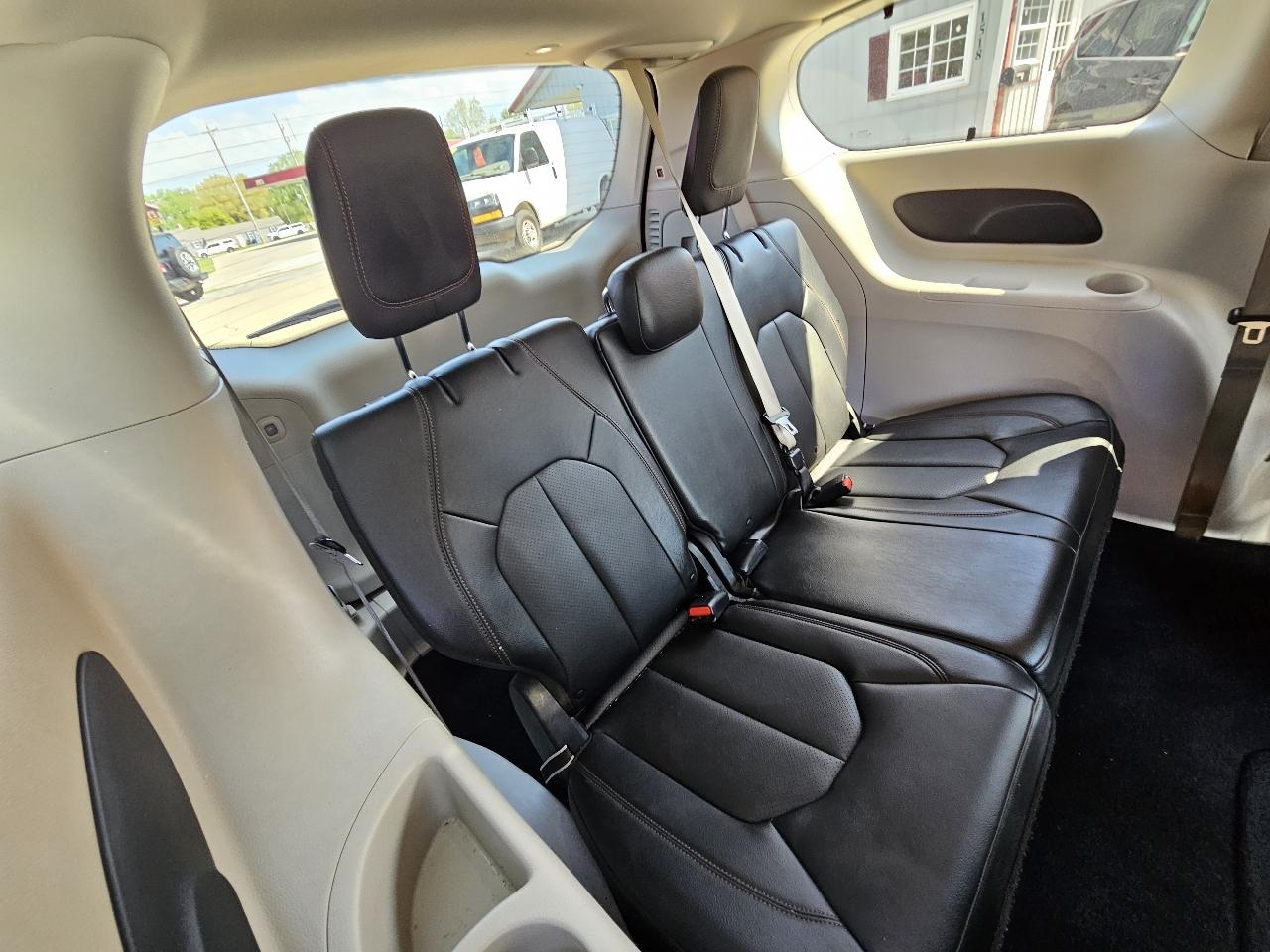 Chrysler Pacifica Touring-L 2020
