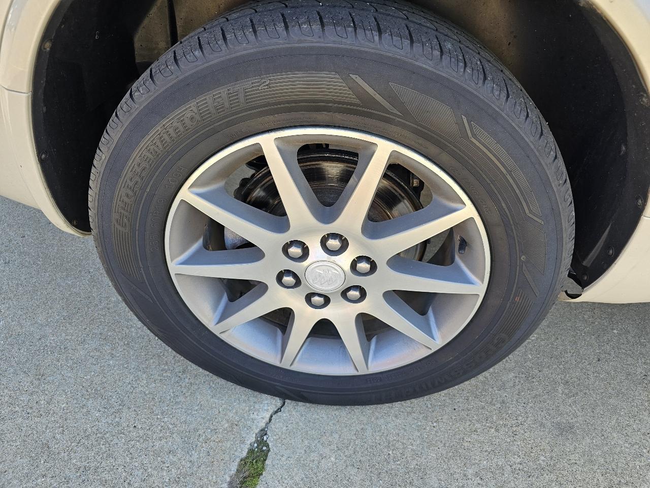 Buick Enclave Leather FWD 2013
