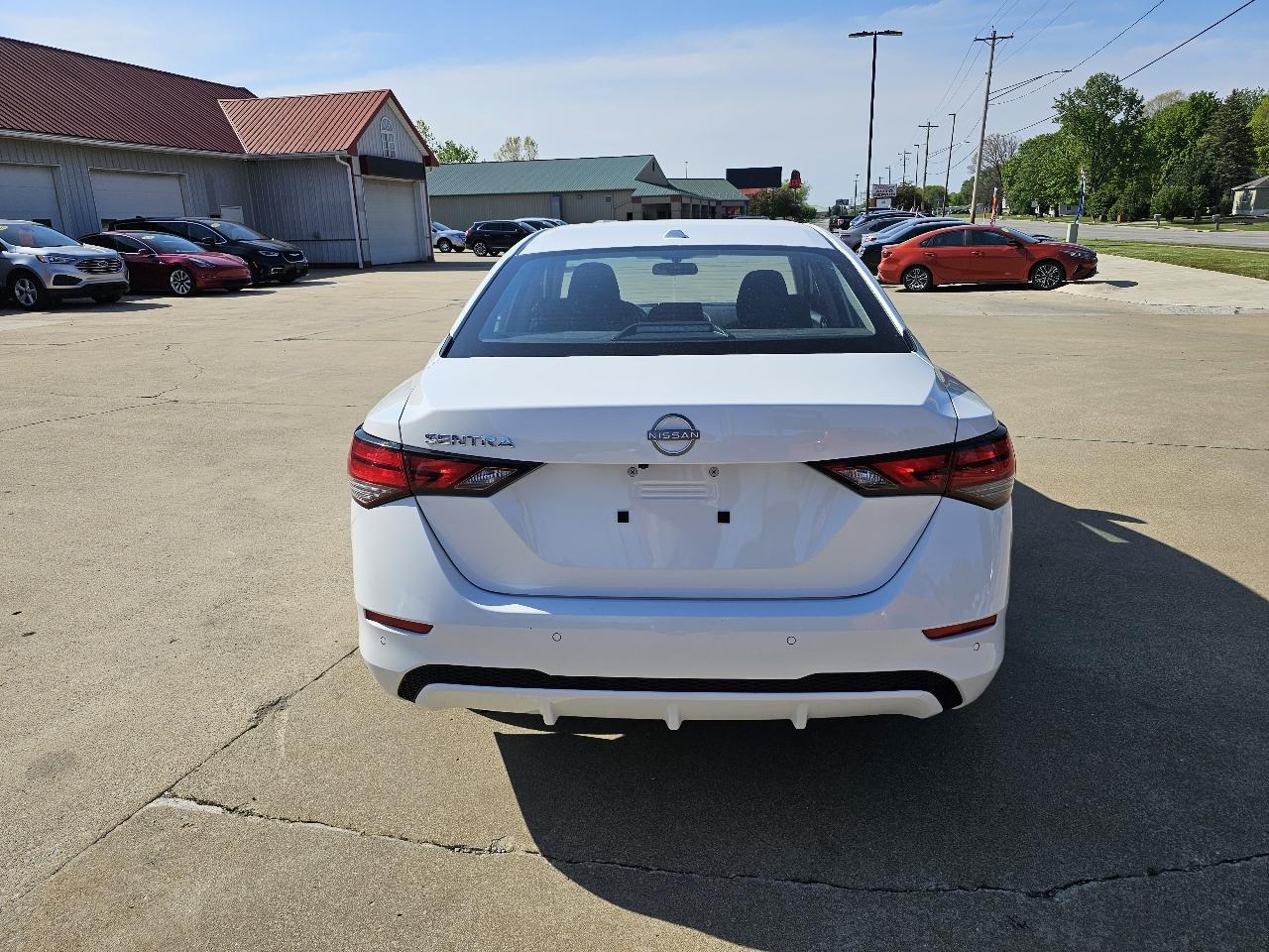 Nissan Sentra SV 2025