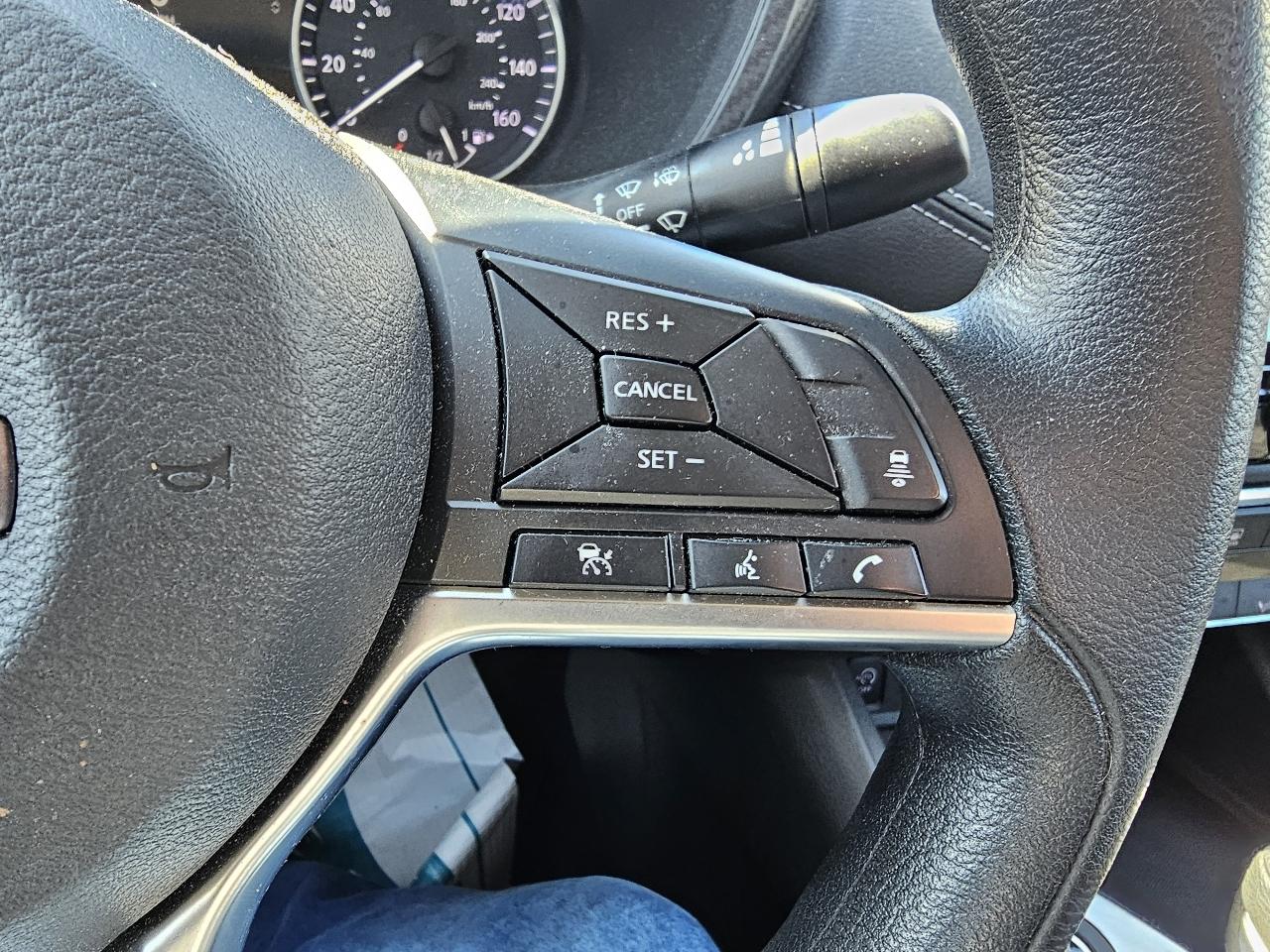 Nissan Sentra SV 2025
