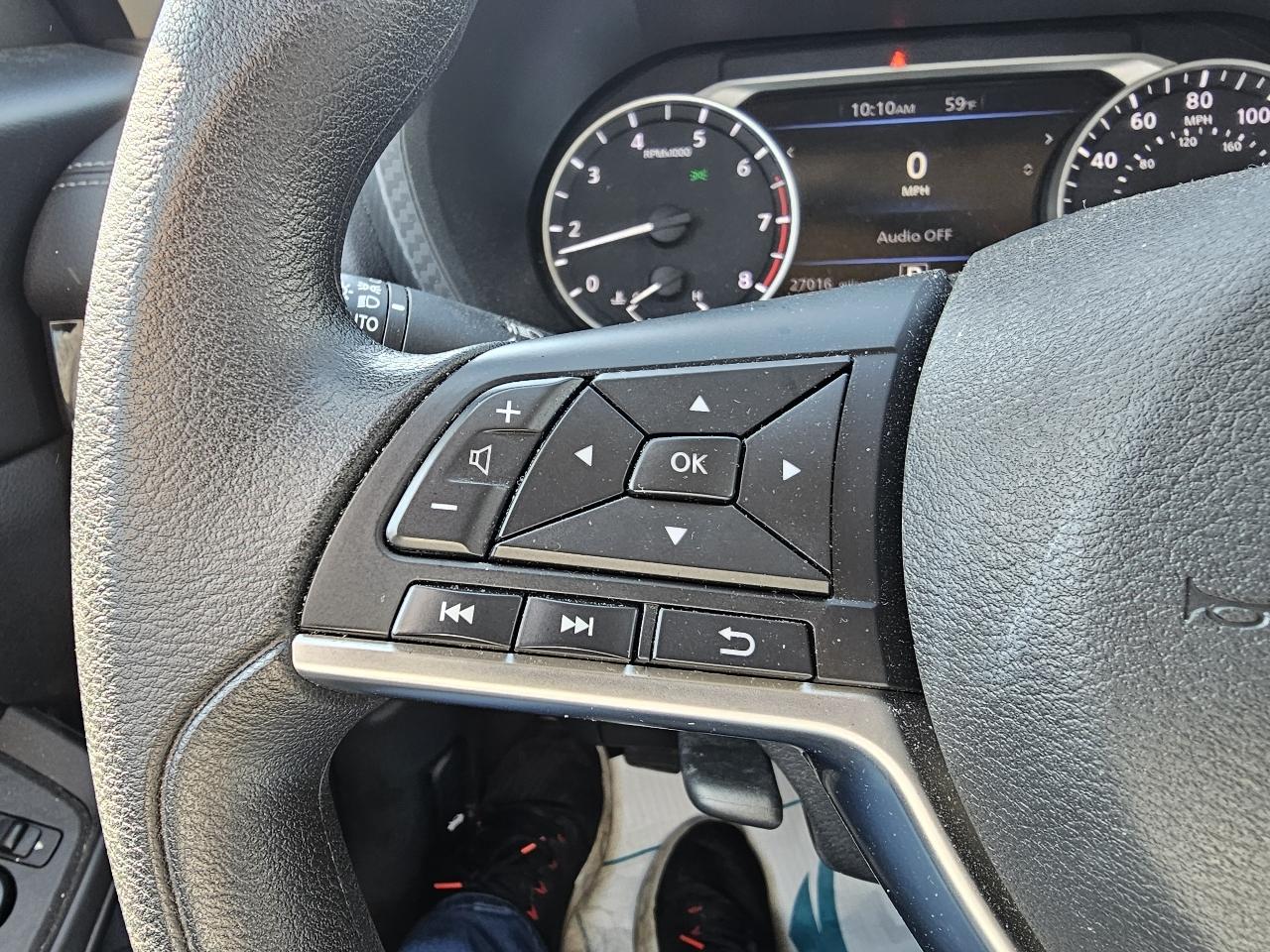 Nissan Sentra SV 2025