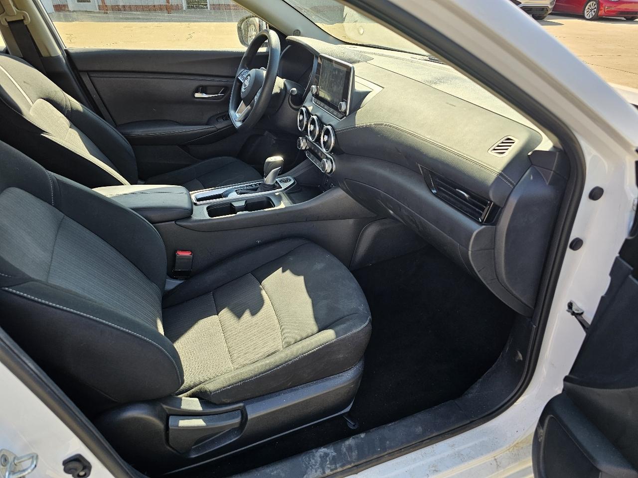Nissan Sentra SV 2025