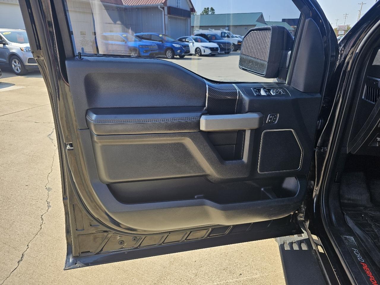 Ford F-150 Raptor SuperCrew 4WD 2020