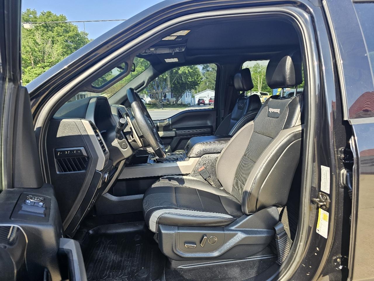 Ford F-150 Raptor SuperCrew 4WD 2020