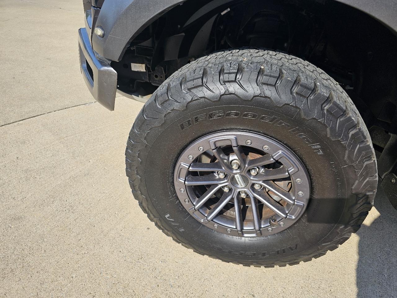 Ford F-150 Raptor SuperCrew 4WD 2020