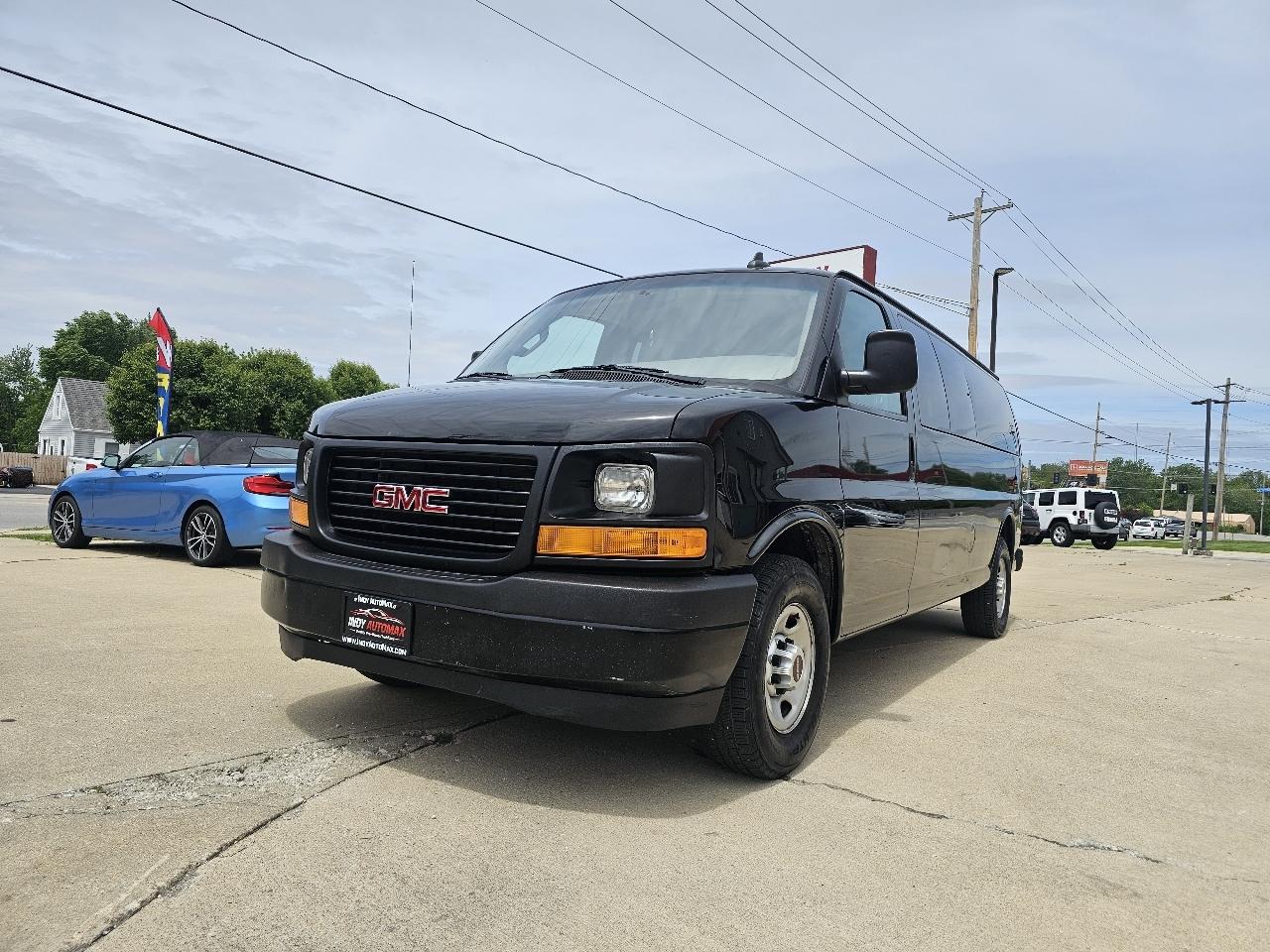 2017 GMC Savana LS 3500 Ext.