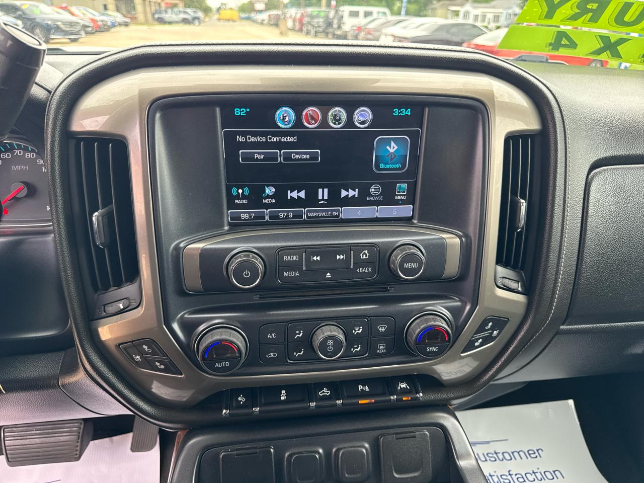 Chevrolet Silverado 1500 4WD Crew Cab 143.5" High Country 2017