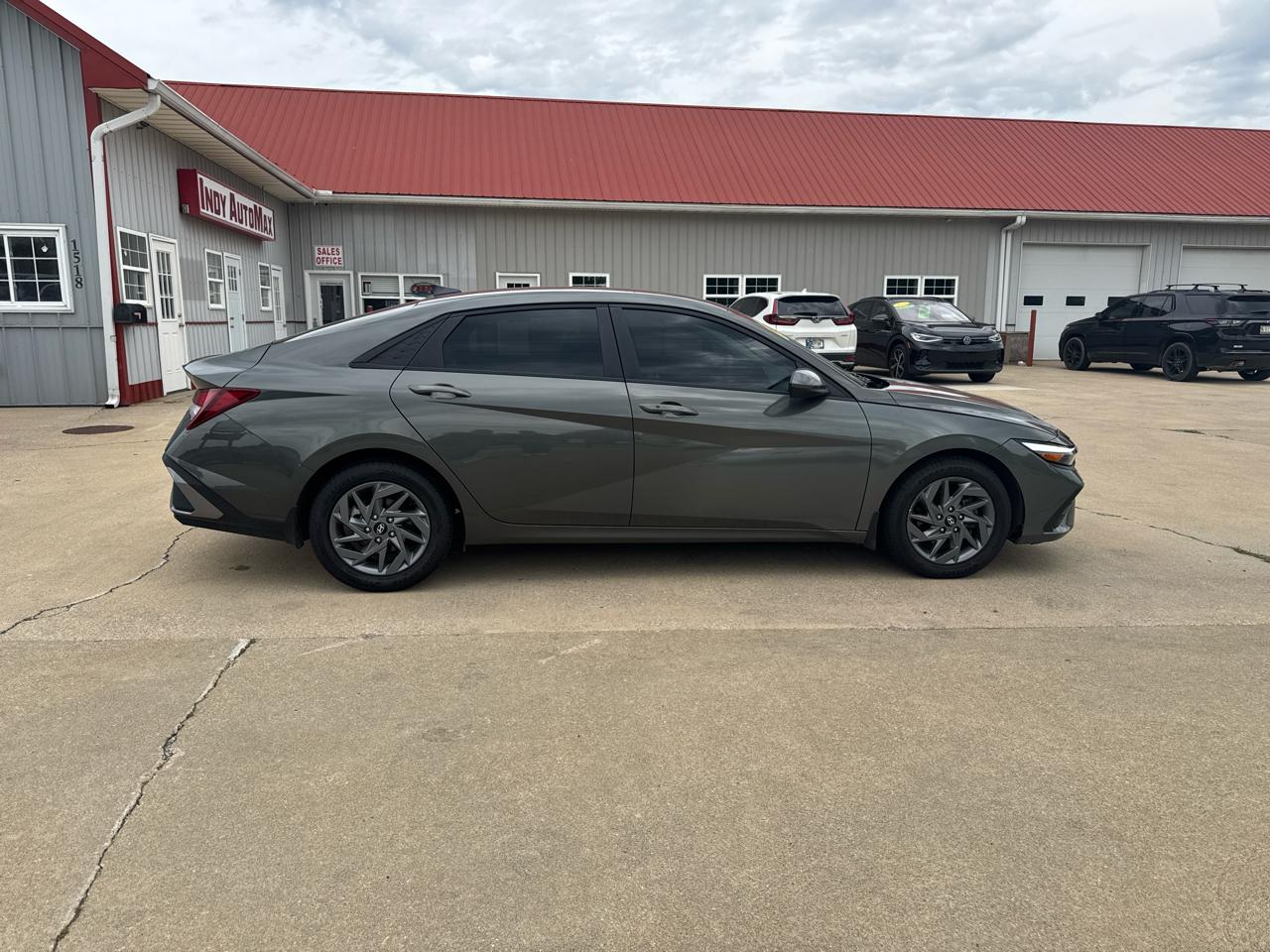 Hyundai Elantra SEL 2024
