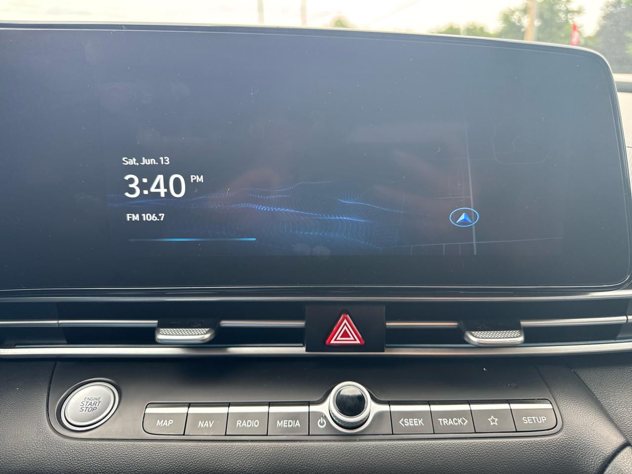 Hyundai Elantra SEL 2024