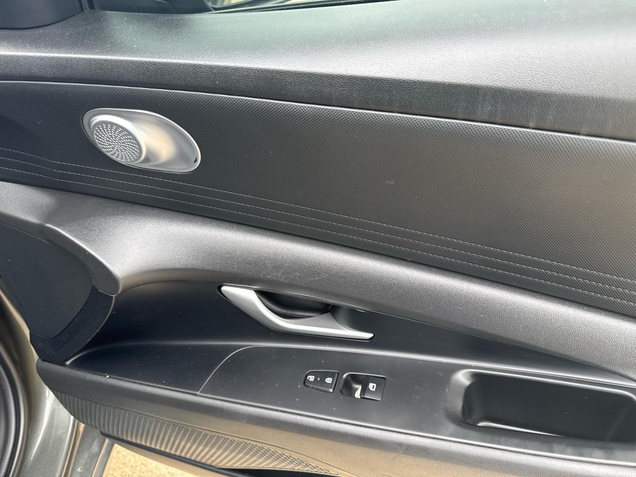 Hyundai Elantra SEL 2024