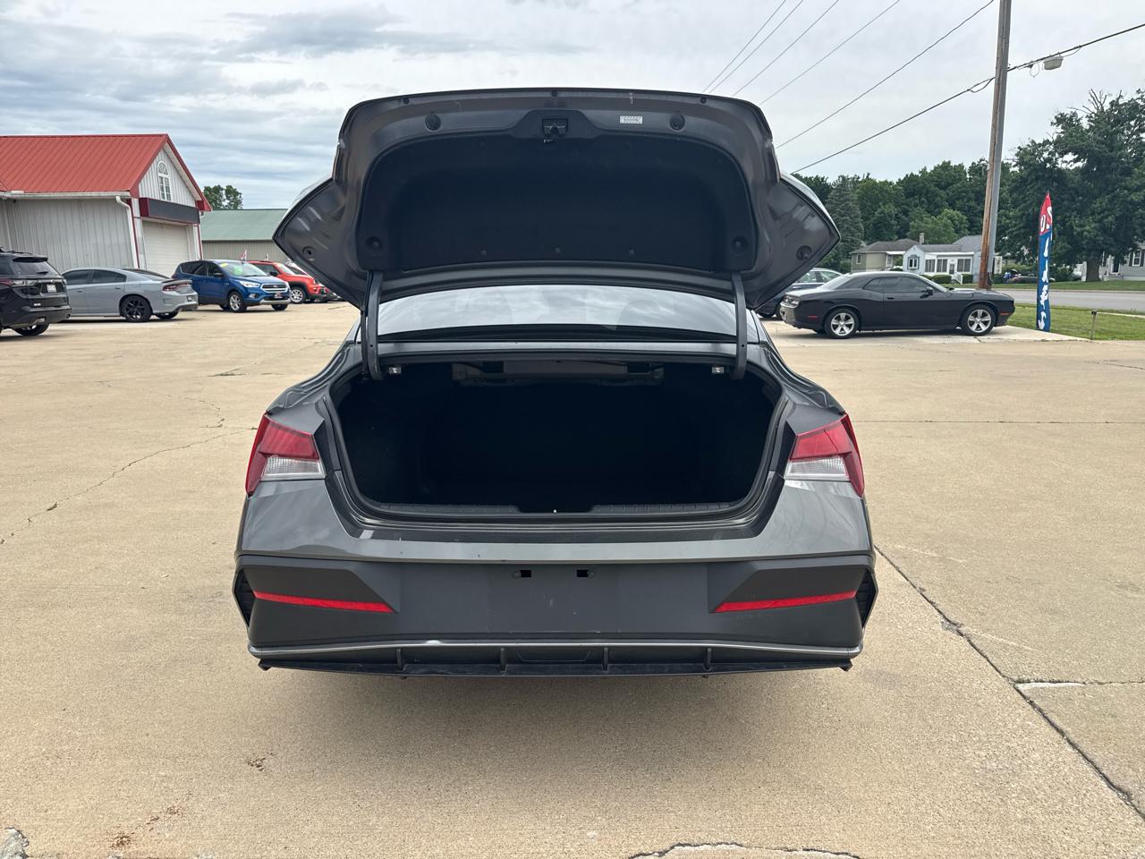 Hyundai Elantra SEL 2024