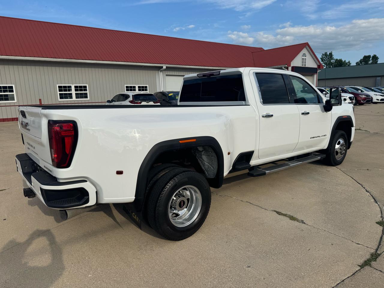 GMC Sierra 3500HD Denali Crew Cab Long Box 4WD 2023