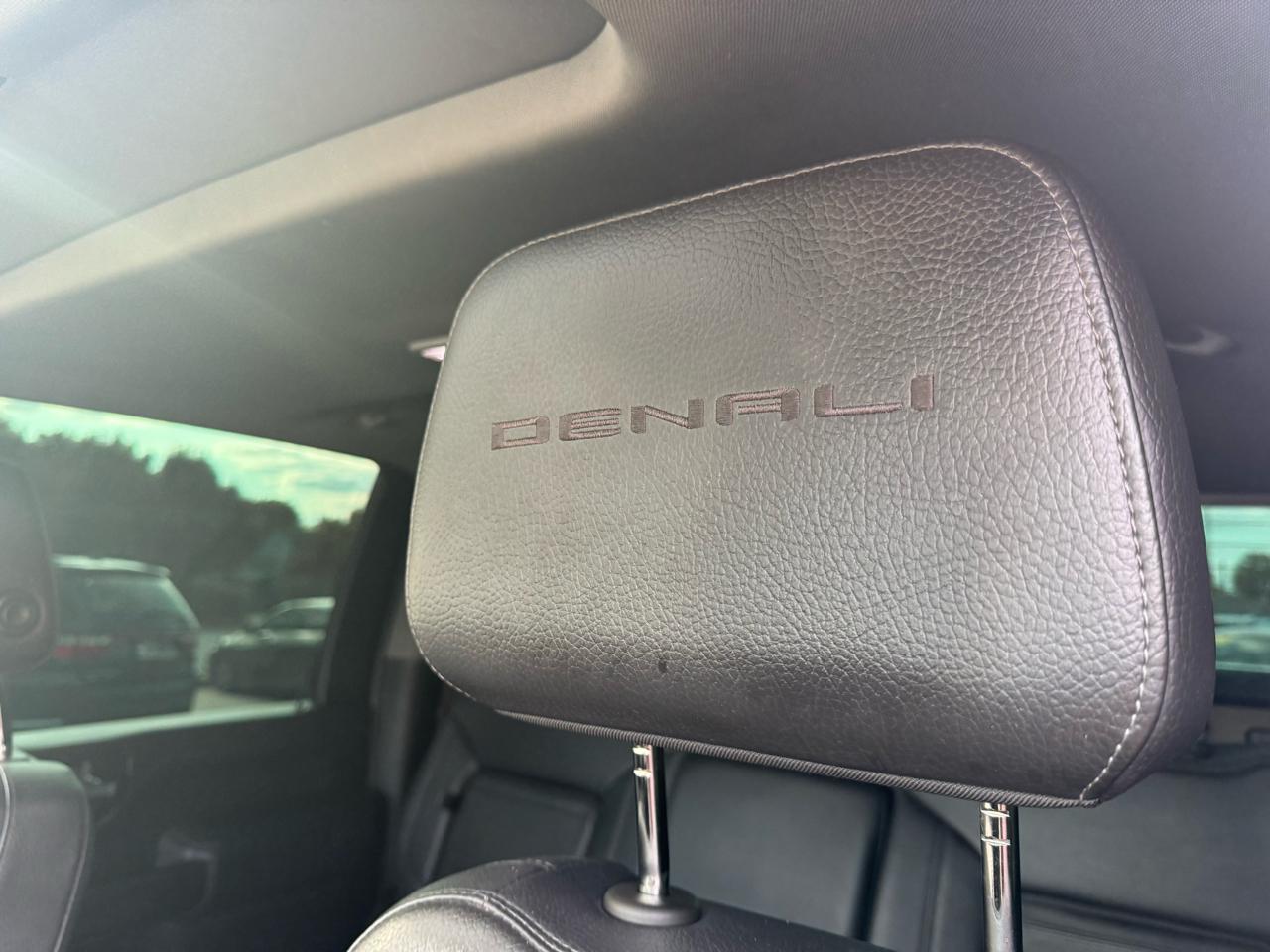 GMC Sierra 3500HD Denali Crew Cab Long Box 4WD 2023